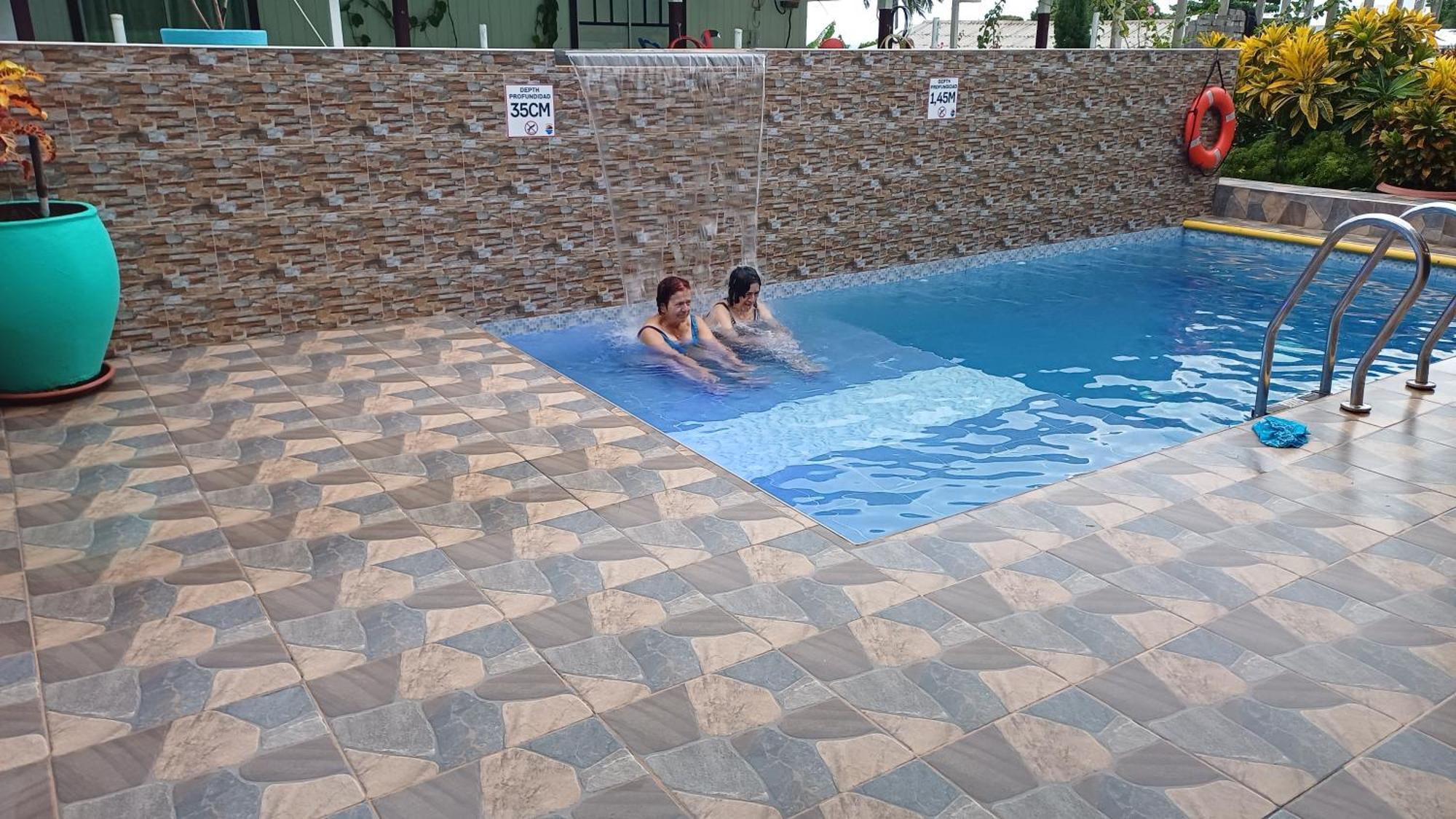 Posada Ashanty Rocky Point Exterior foto